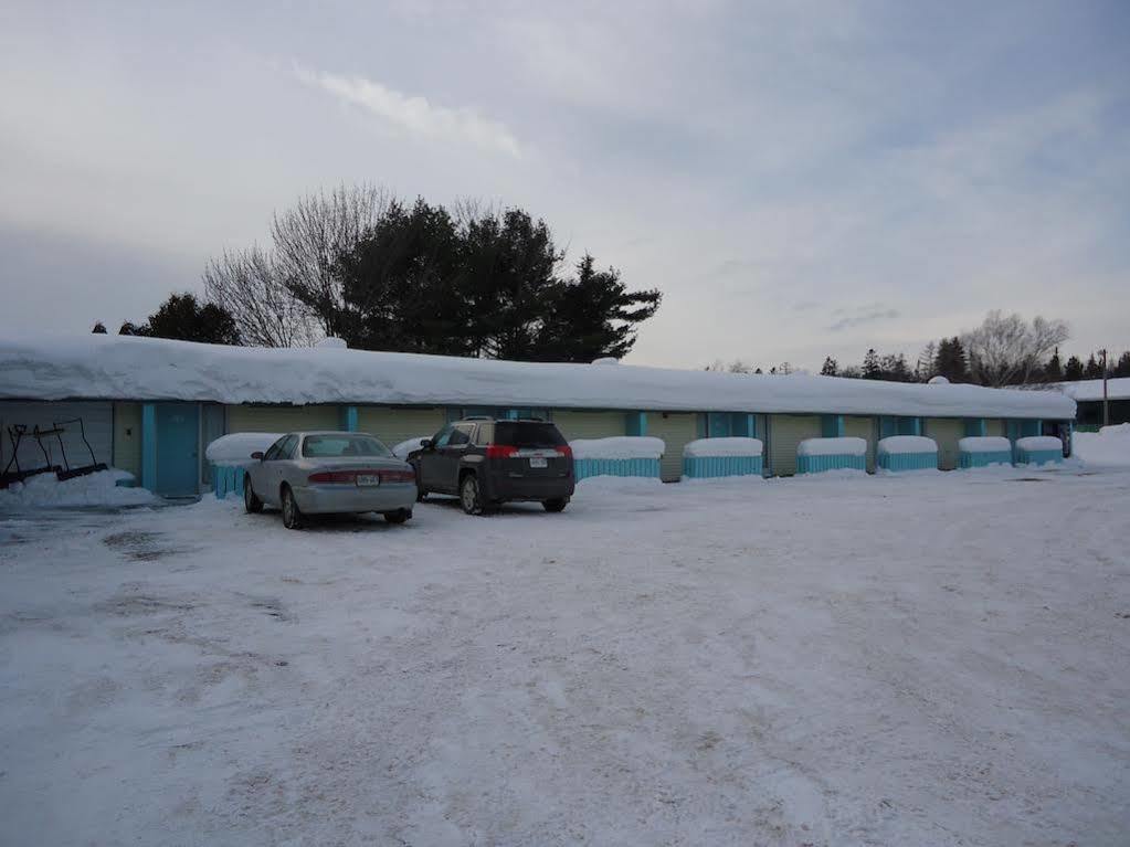 Ambassador Motel Sault Ste. Marie Kültér fotó